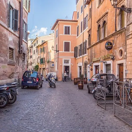 Apartment Casa Monticelli Rome